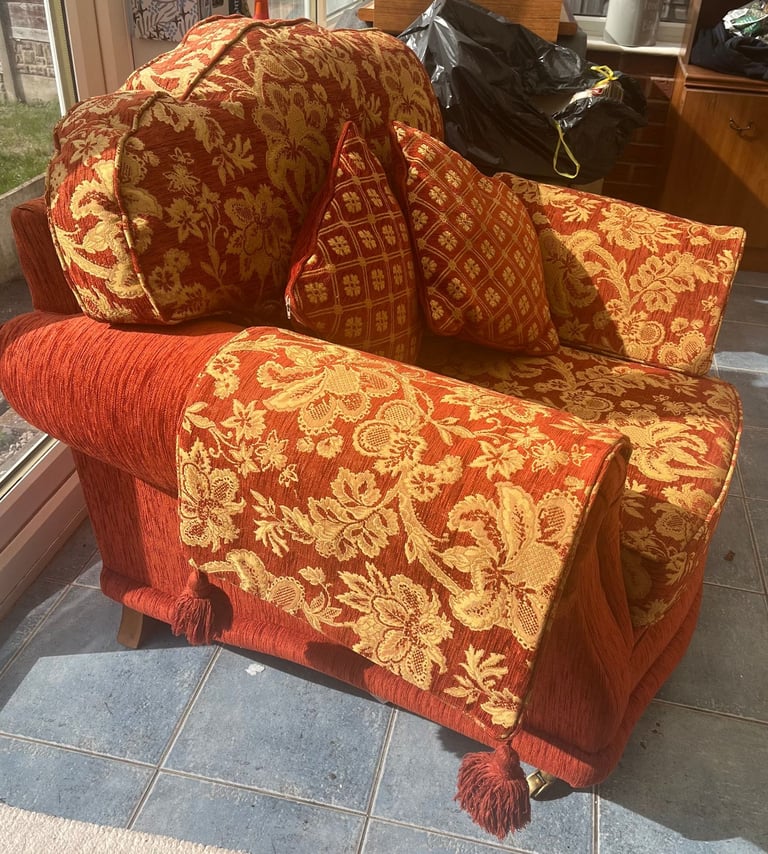 image for Comfortable red vintage style armchair