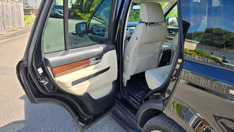 Land Rover, RANGE ROVER SPORT, Estate, 2010, Semi-Auto, 2993 (cc), 5 doors