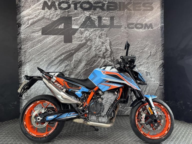 image for KTM 890 DUKE R 2020
