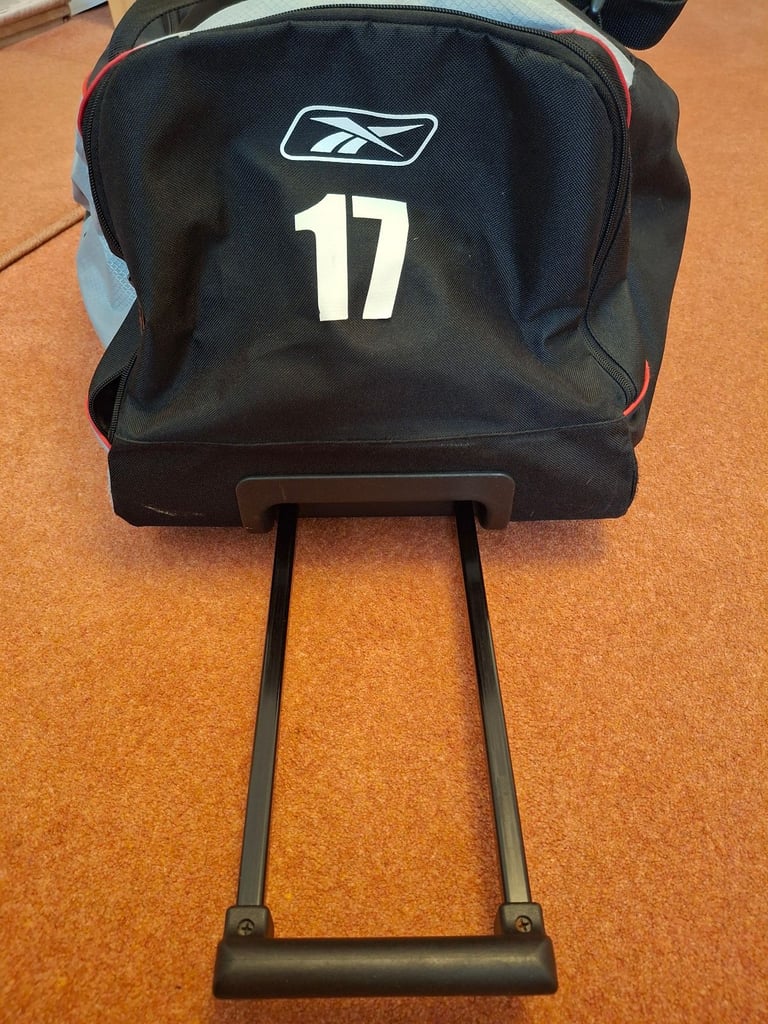Retro Wales Reebok No 17 Squad Issue Kit Bag.Wheeled with extendable handle + carrying straps.
