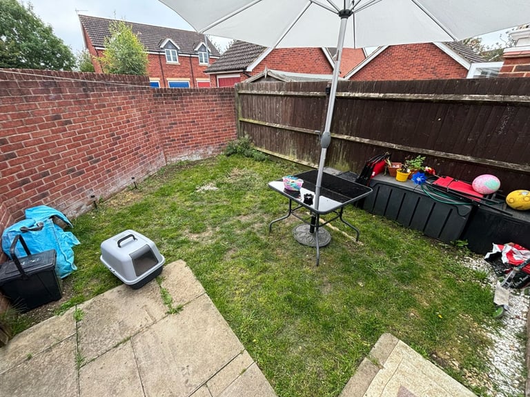 A Beautiful 3-Bedroom Home in North Swindon – Ideal for Modern Family Living