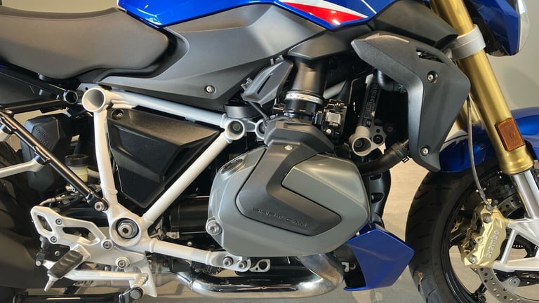 2023 BMW R1250 R1250 R SE (23MY) ROADSTER PETROL Manual
