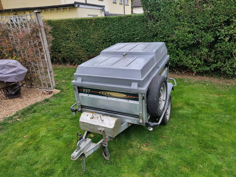 Erde Daxara 157 Trailer with Locking Lid