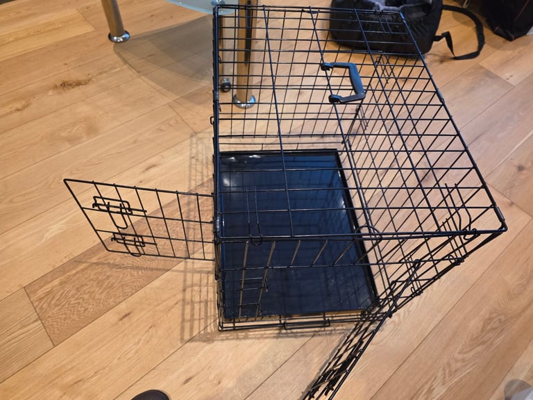 Dog crate for medium dog