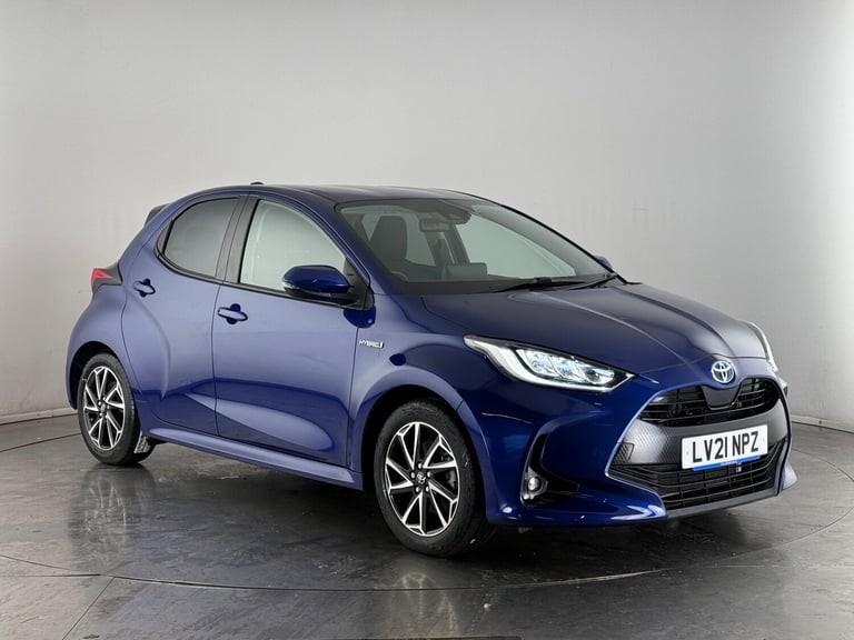 image for  Toyota Yaris 1.5 VVT-h Design E-CVT Euro 6 (s/s) 5dr Petrol/Electric Hybrid Automatic