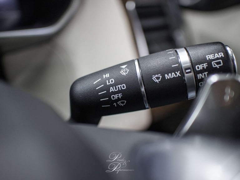 2018 Land Rover Range Rover Sport 3.0 SDV6 HSE Dynamic 5dr Auto ESTATE DIESEL Automatic