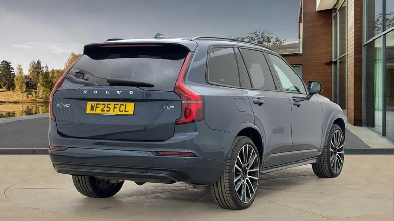2025 Volvo XC90 Ultra, T8 AWD Plug-in hybrid, Electric/Petrol, Dark, 7 Seats ESTATE Petrol/Electr...