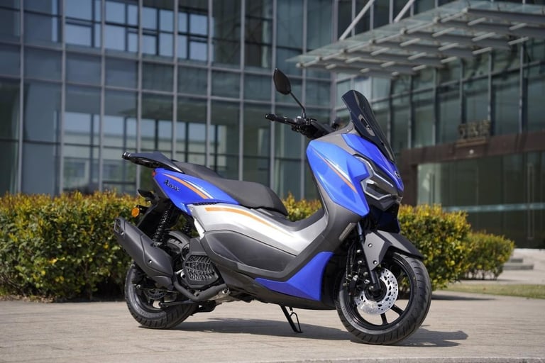 NEW MGB AMAX 125cc Automatic Scooter Learner Legal City Commuter Excellent MP...