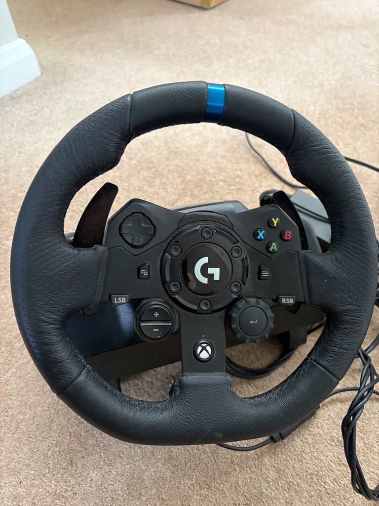 Logitech G923 Trueforce gaming steering wheel 