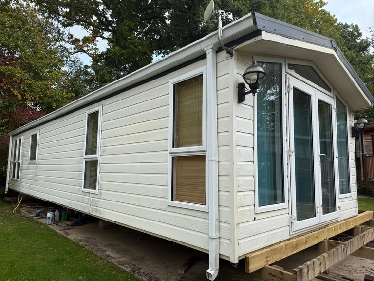 image for Static Home For Sale Off Site ABI New Horizon 40ft x 13ft, 2 Bedroom 