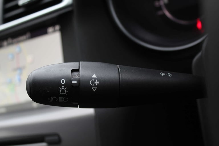 2016 Citroen C4 1.2 C4 Feel PureTech 5dr Hatchback Petrol Manual