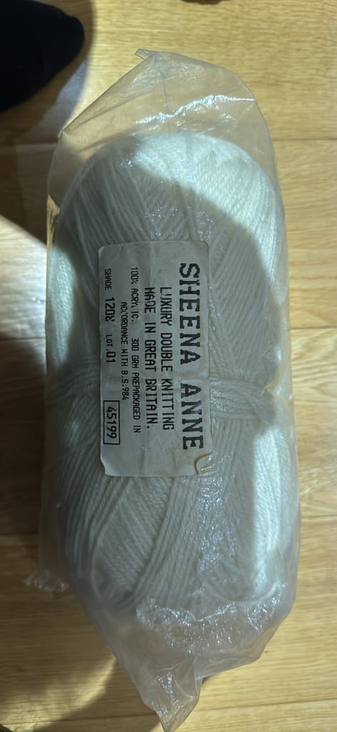 Vintage Sheena Anne Luxury Double Knitting Yarn – 300g – Made in Great Britain – Shade 1208 x 1