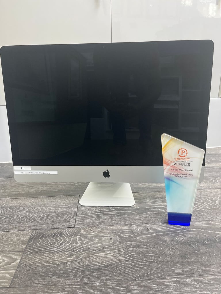 Apple iMac 5k Retina 27 inch | 6 Core i5 3.7GHz 72GB Ram 2TB SSD Logic Waves 14 iZoTope Advance