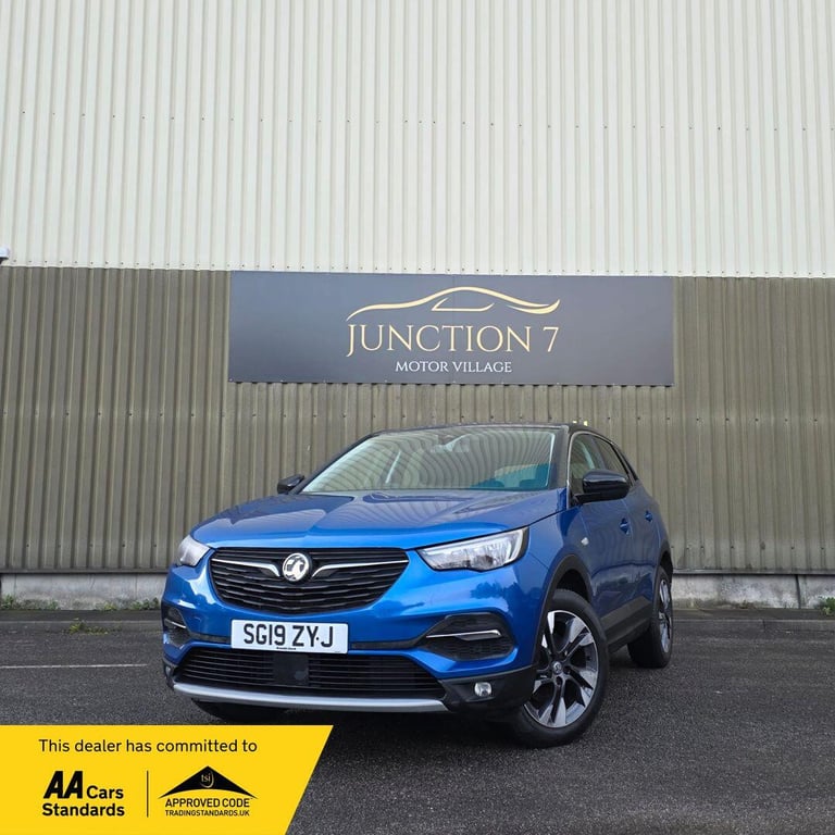 image for 2019 Vauxhall Grandland X 1.2 Turbo Sport Nav Euro 6 (s/s) 5dr HATCHBACK Petrol Manual
