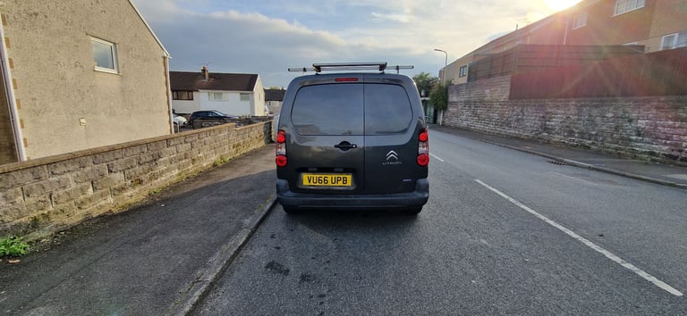 No vat Metallic gray paint £5500 ono citroen berlingo 