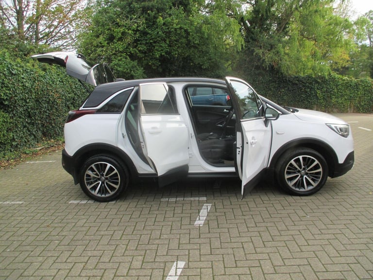 2019 Vauxhall Crossland X 1.2T ecoTec [110] Elite 5dr [6 Speed] [S/S] HATCHBACK PETROL Manual