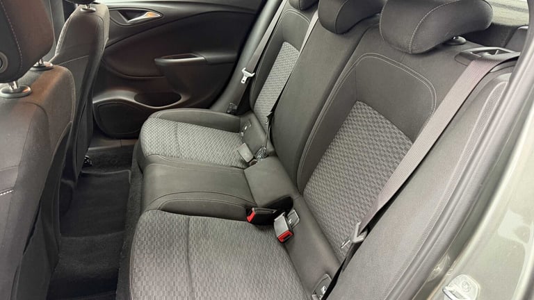 2019 Vauxhall Astra 1.4T 16V 150 SRi Vx-line 5dr Hatchback Petrol Manual