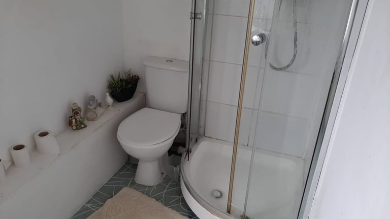 Spacious & Cosy Double Room for Rent – NG31 7NL
