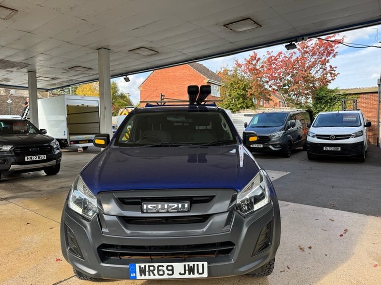 2019 69 ISUZU D-MAX 1.9TD EXTENDED CAB ROLLER SHUTTERS CAMERAS TOW PACK 4X4 EX E