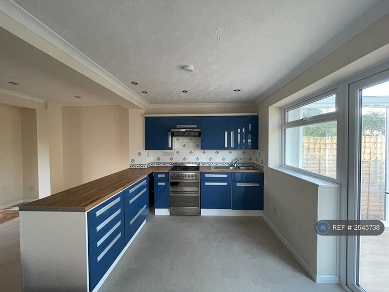 3 bedroom house in Church Cowley Road, Oxford, OX4 (3 bed) (#2645738)