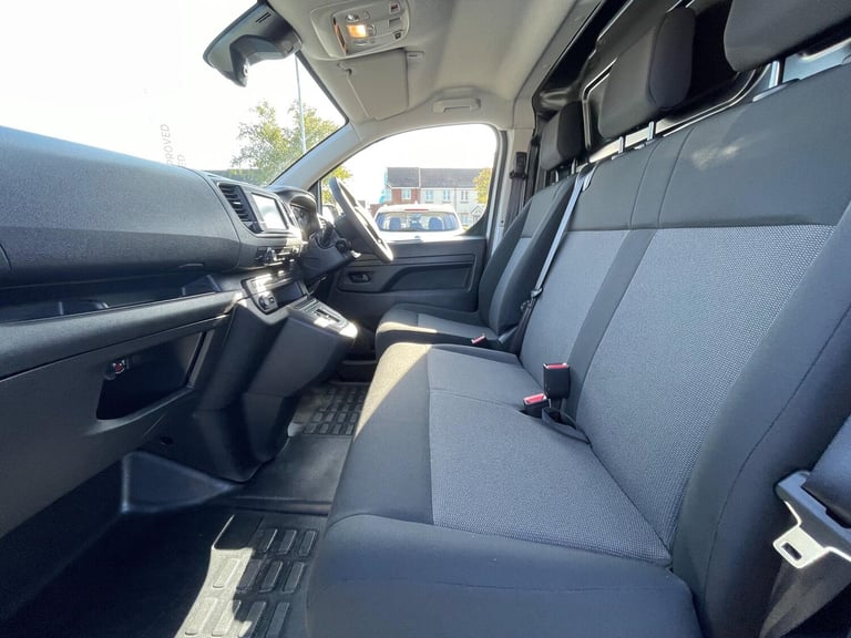 2024 Peugeot e-Expert e 1000 75kWh Professional Premium + Standard Panel Van Auto MWB 6dr (7kW Ch...