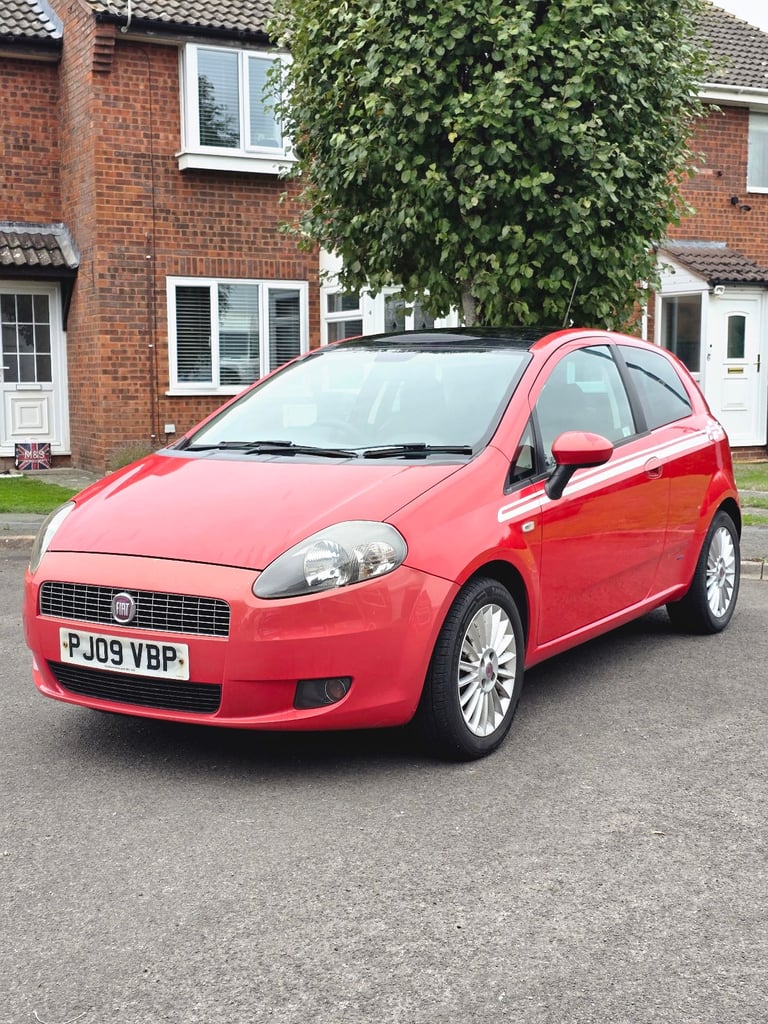 Fiat, GRANDE PUNTO, Hatchback, 2009, Manual, 1368 (cc), 3 doors