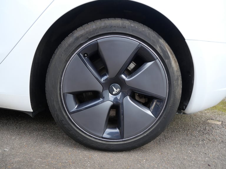 2022 Tesla Model 3 Standard Range Plus Electric Auto RWD (241 bhp) 4dr Electric