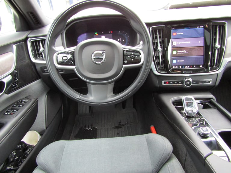 2022 Volvo V90 2.0 B4 MHEV INSCRIPTION AUTO EURO 6 (s/s) ESTATE 5DR PETROL LHD UK REG Estate Petr...