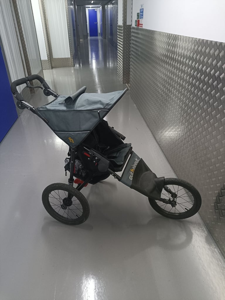 Sofas and king size bed 