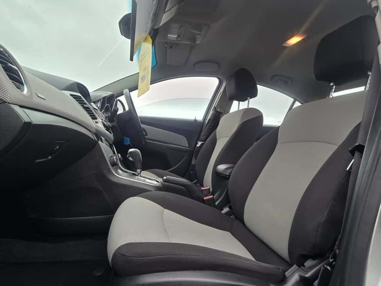 2011 Chevrolet Cruze 1.8 LT 4dr Auto SALOON Petrol Automatic