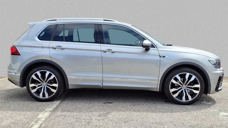 2020 Volkswagen Tiguan 2.0 TDi 150 R-Line Tech 5dr ESTATE DIESEL Manual
