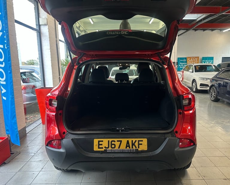 2017 Renault Kadjar 1.2 TCe Dynamique S Nav SUV 5dr Petrol EDC Euro 6 (s/s) (130 ps) SUV Petrol A...
