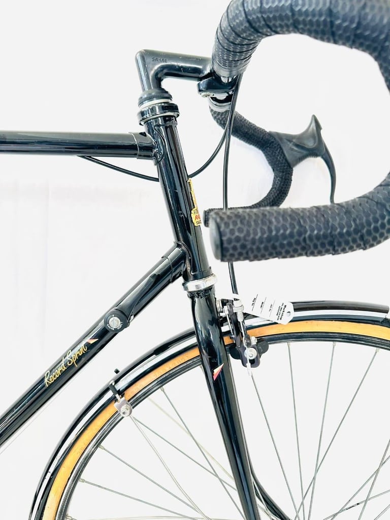 NOS Raleigh Sprint Size/58 cm Super Spec Pristine Condition Road Bike