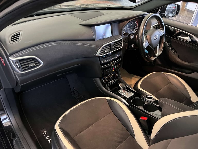 2017 Infiniti Q30 2.0 Q30 Sport AWD Auto 4WD 5dr Hatchback Petrol Automatic