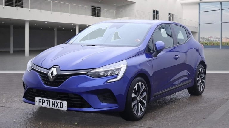 2021 Renault Clio 1.0 TCe 90 Iconic 5dr HATCHBACK PETROL Manual