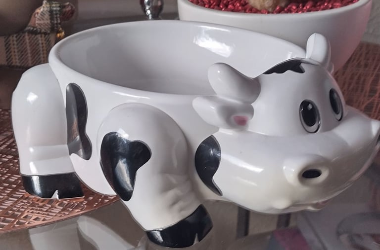 image for Mooing cow snack bowl