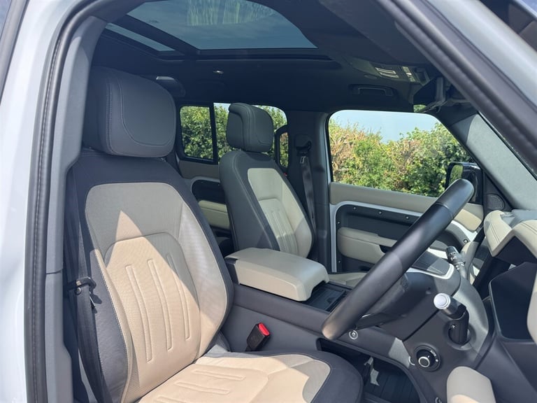 2021 Land Rover Defender 110 X-DYNAMIC HSE D300 7 SEATS WITH HAWKE CONVERSION SUV Diesel Automatic