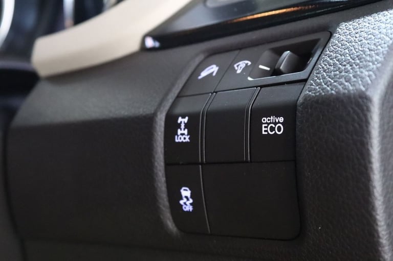 2014 Hyundai Santa Fe 2.2 CRDi Premium SE SUV 5dr Diesel Auto 4WD Euro 5 (7 seat) (194 bhp) ESTAT...