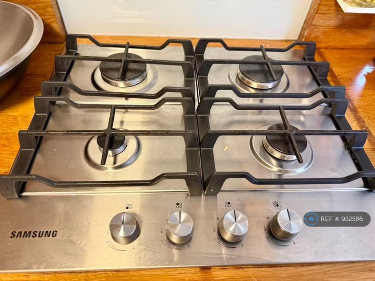 2 bedroom flat in Radley House, Oxford, OX2 (2 bed) (#932586)