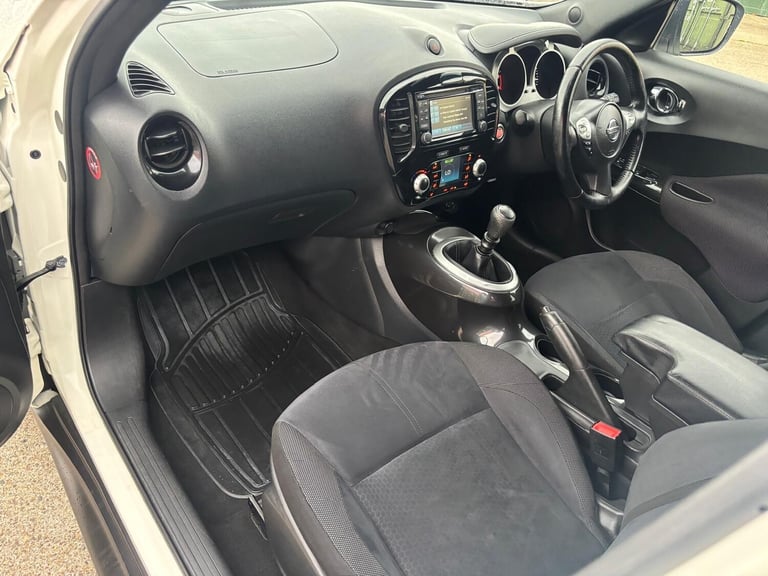 2016 Nissan Juke 1.5 dCi N-Connecta 5dr HATCHBACK Diesel Manual