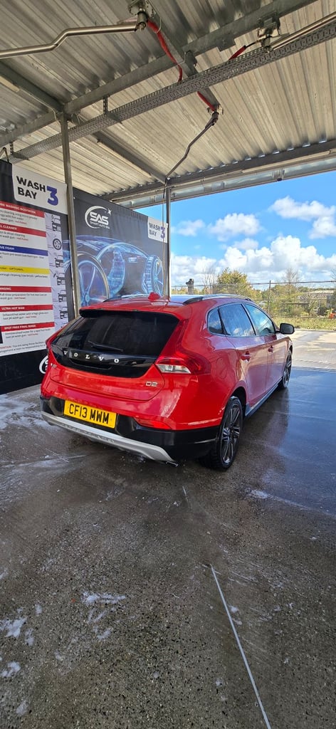 Volvo, V40, Hatchback, 2013, Manual, 1560 (cc), 5 doors