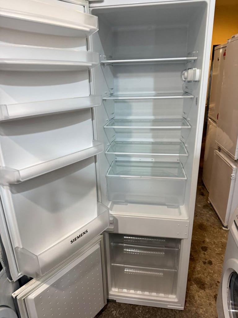 Siemens Integratedd Fridge Freezerr With Free Delivery N Warranty 