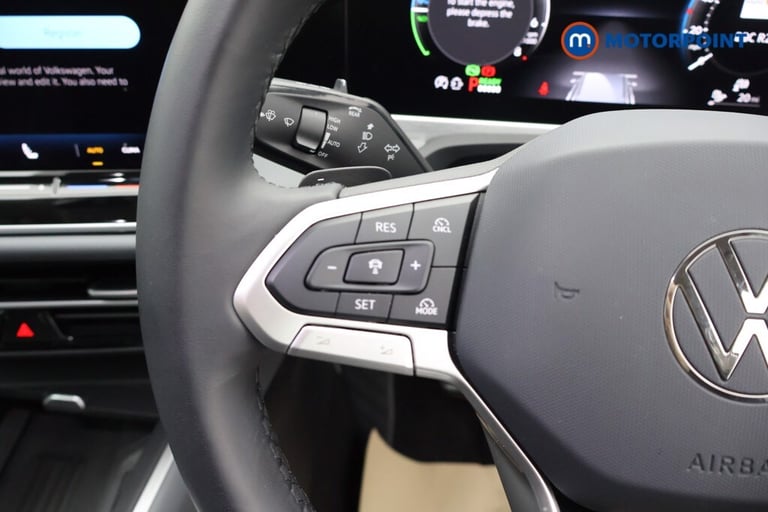 2025 Volkswagen Passat 1.5 TSI eHybrid Life 5dr DSG Estate Hybrid Automatic