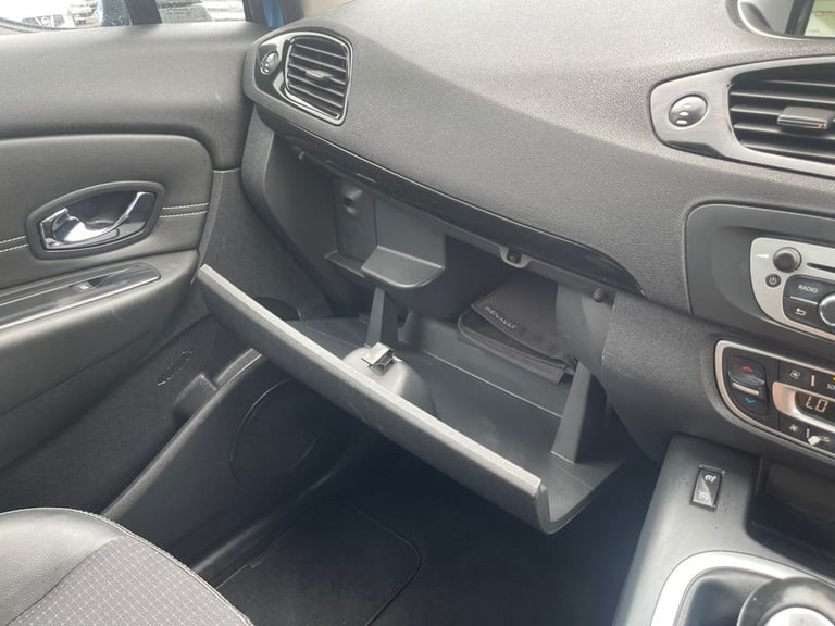 2013 63 RENAULT SCENIC 1.5 DCI ENERGY DYNAMIQUE TOMTOM MPV 5DR DIESEL MANUAL EUR