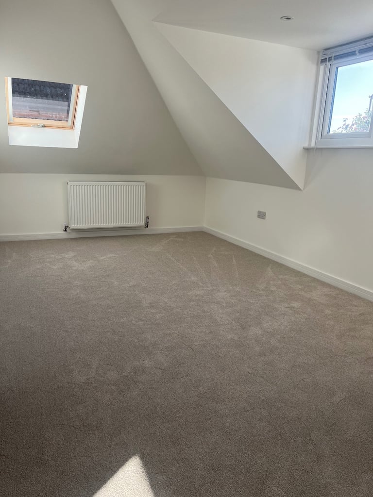 4 Bedroom chalet bungalow , Margery Road, Hove BN37GQ
