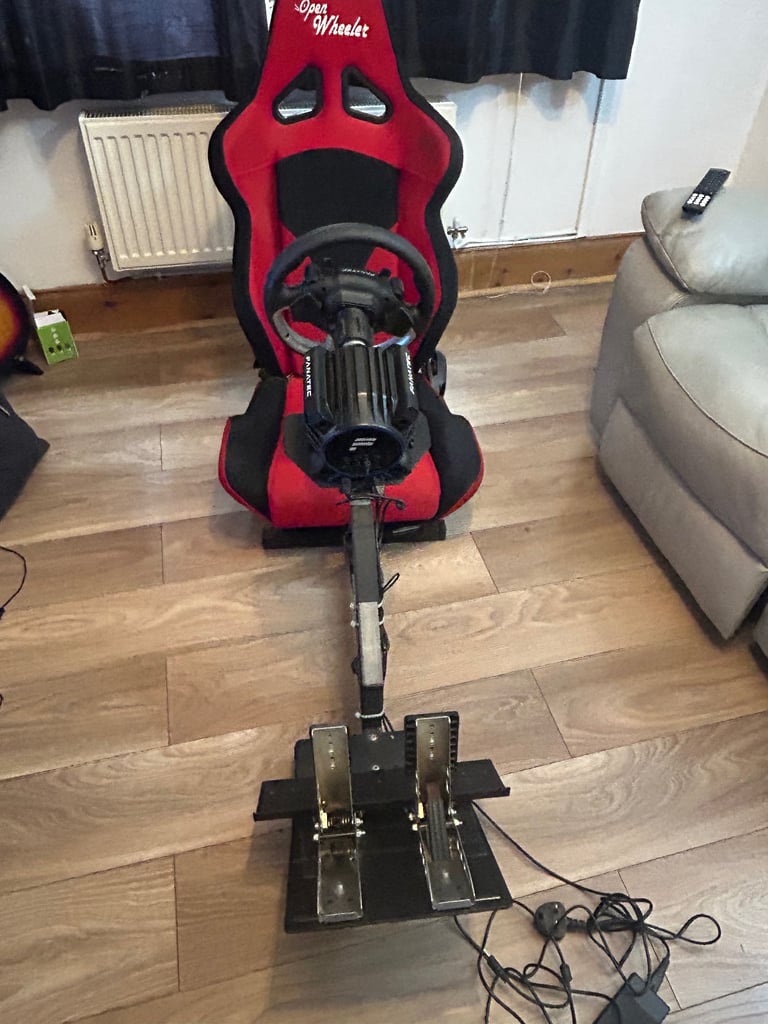 Fanatec DD pro 5nm with Rig
