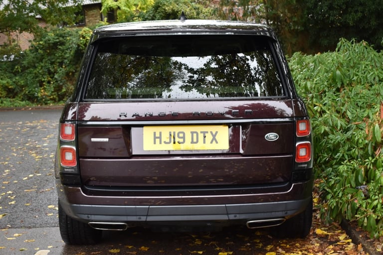 2019 Land Rover Range Rover V8 AUTOBIOGRAPHY+Top of the range model! Estate Petrol Automatic