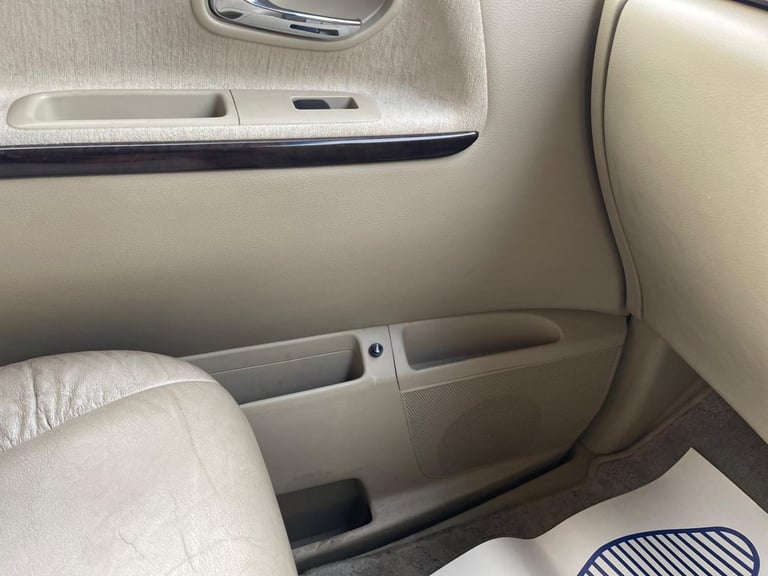 2006 NISSAN ELGRAND E51 AUTO