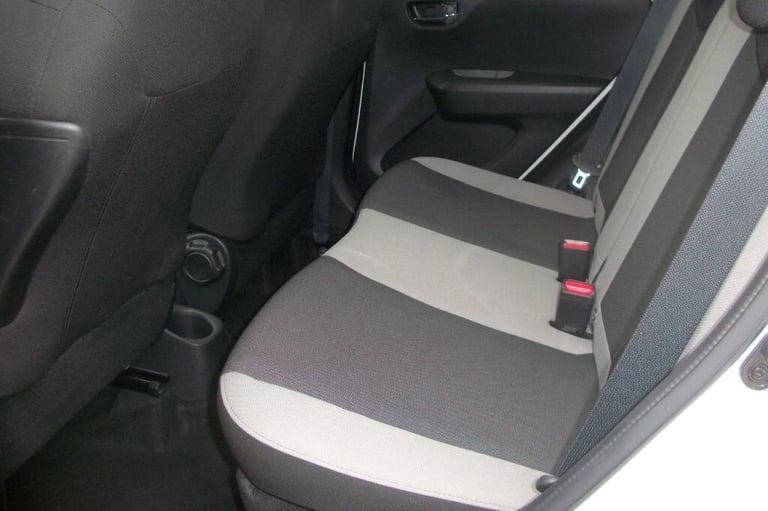  Toyota Aygo 1.0 X-PRESS VVT-I Petrol