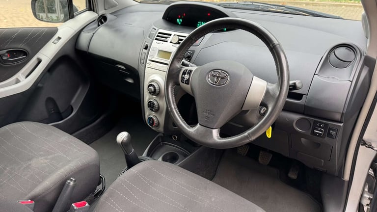 2006 Toyota Yaris 1.0 Yaris T3 3dr Hatchback Petrol Manual